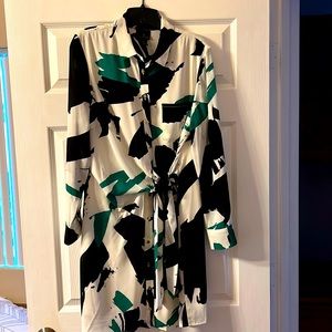 Worthington button down front tie dress.